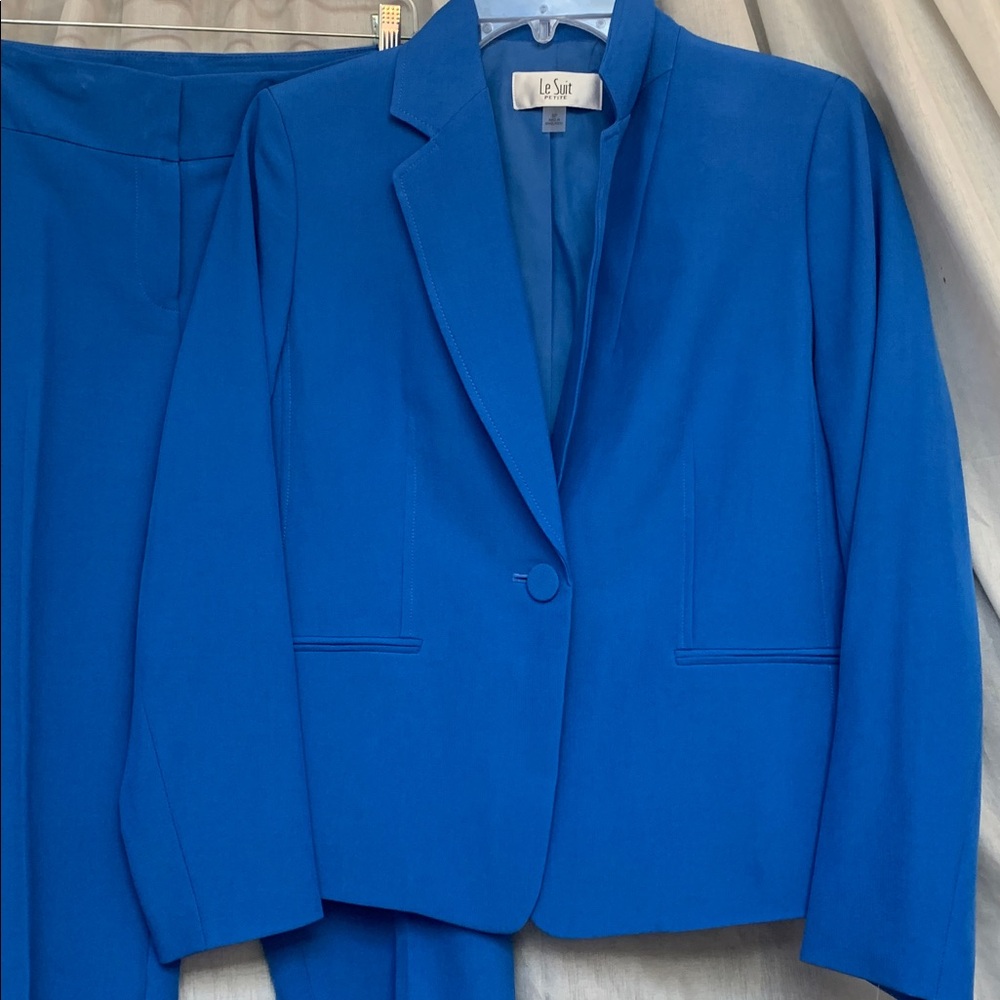 Le Suit Royal Blue Women's Blazer and Pants Suit - Picture 2 of 9